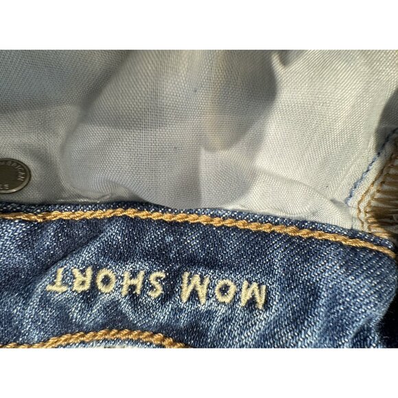 American Eagle Mom Short Size 4 Ripped Comfort Stretch Waistband Med Wash - Picture 6 of 9